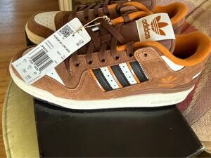 Brand New in Box: Adidas Forum 84 Low ADV Sneakers - Men's 7 / Women's 8